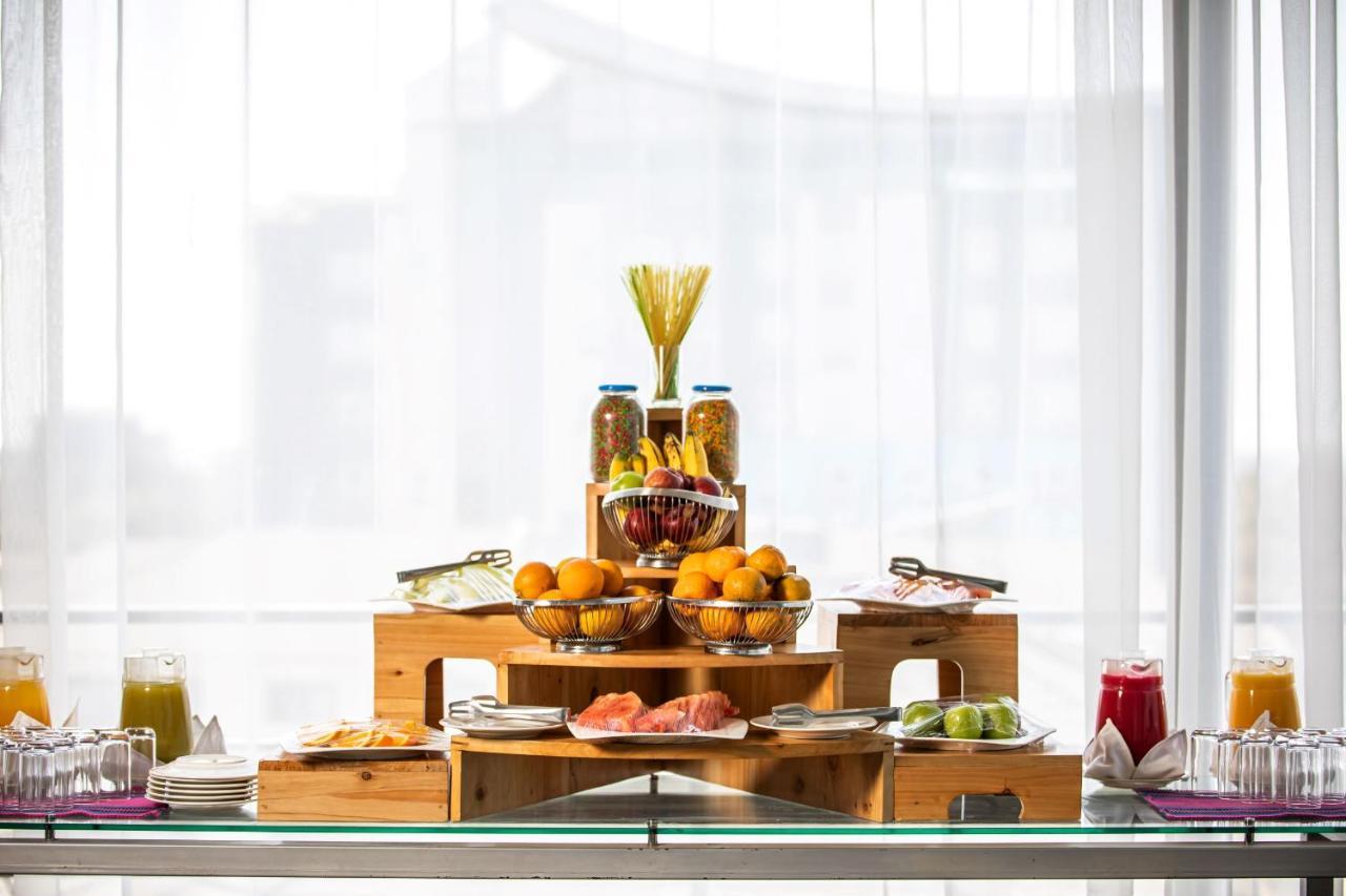 Prideinn Azure Hotel Nairobi Westlands Bagian luar foto