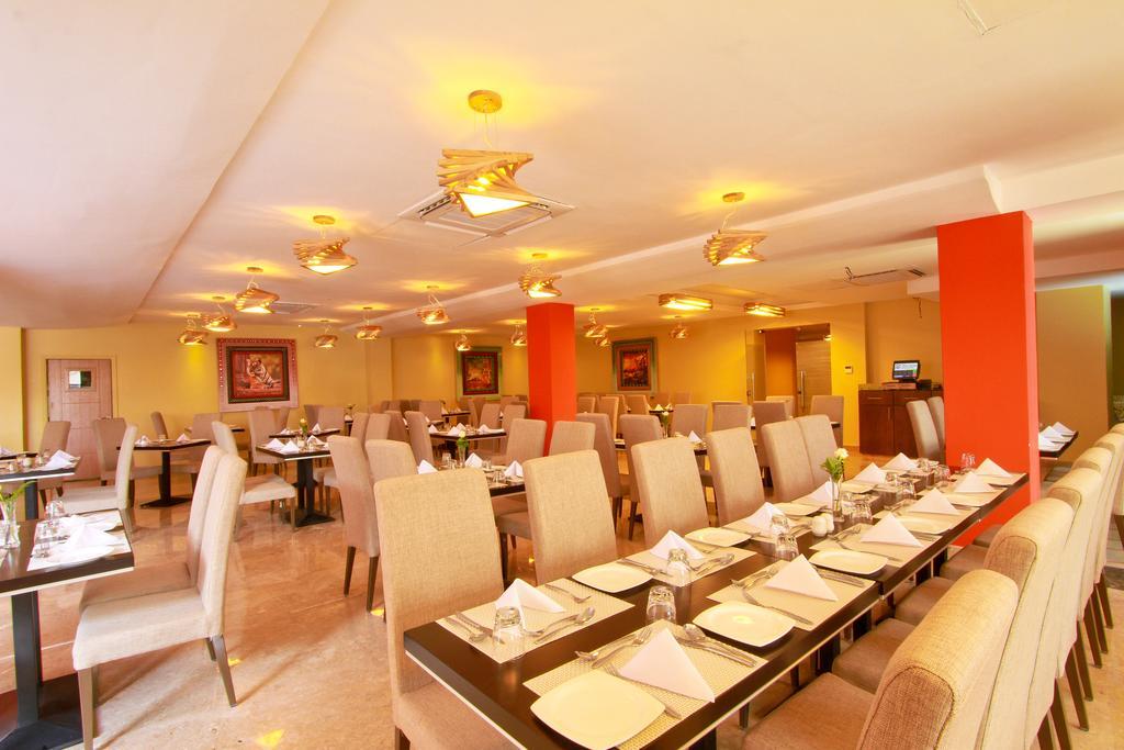 Prideinn Azure Hotel Nairobi Westlands Bagian luar foto