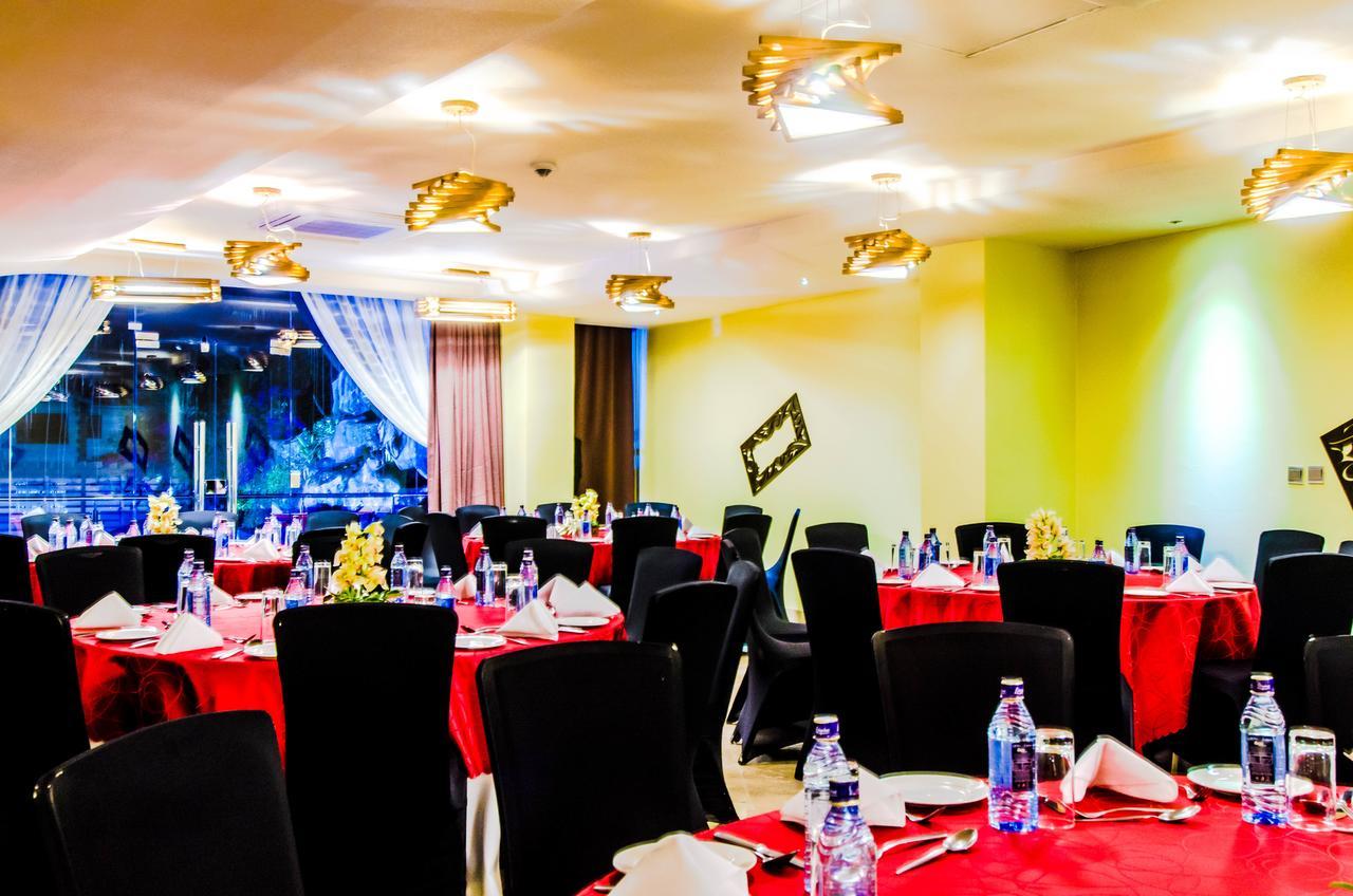 Prideinn Azure Hotel Nairobi Westlands Bagian luar foto