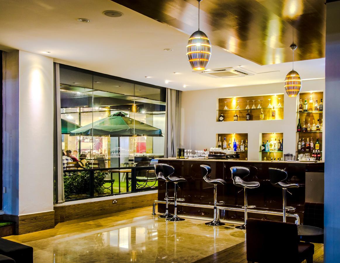 Prideinn Azure Hotel Nairobi Westlands Bagian luar foto
